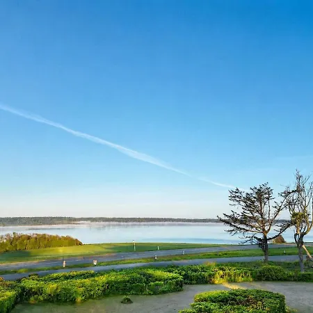 Vila Lakehouse